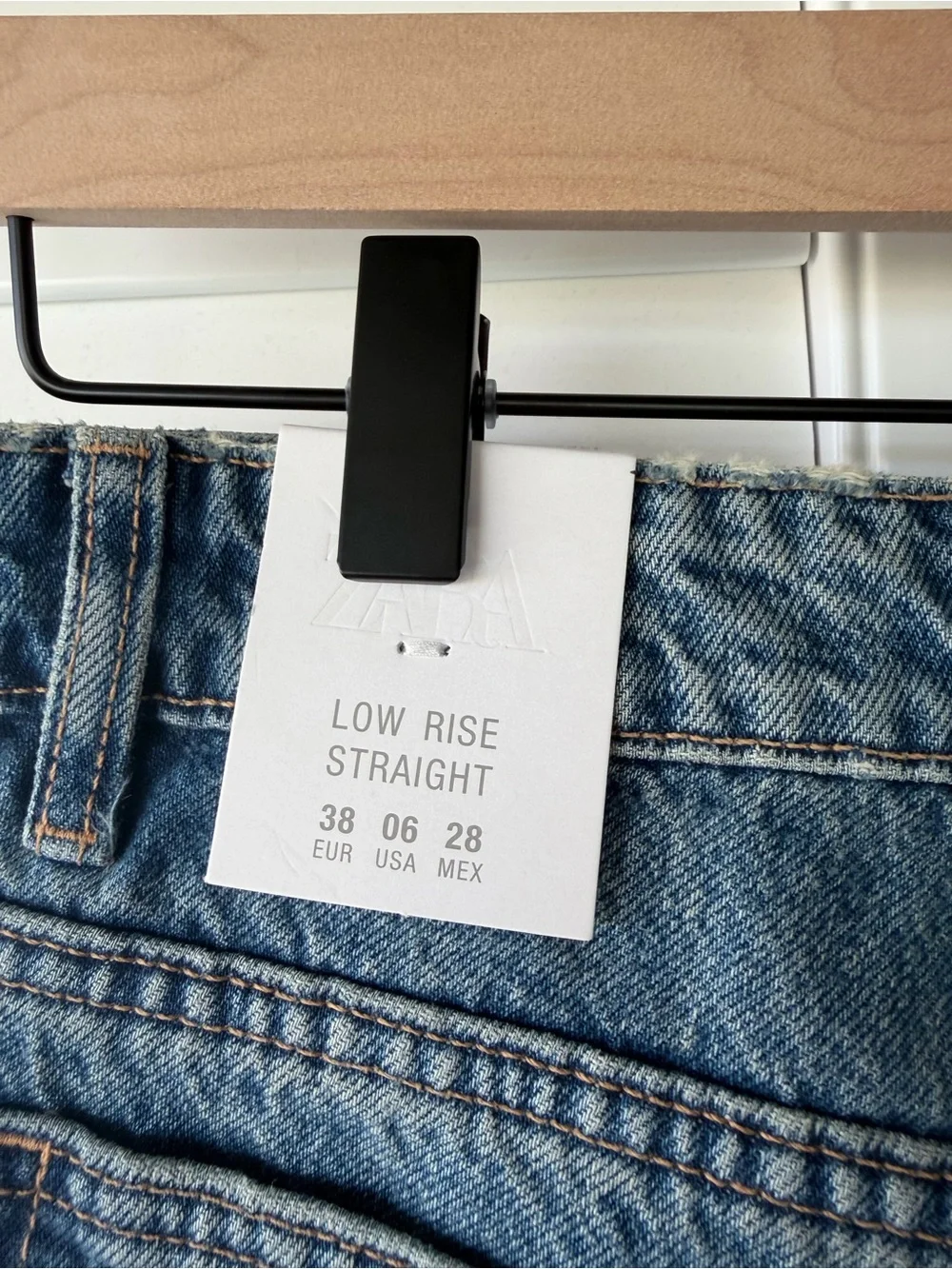 Zara Women's Straight Low-Rise Jeans - Blue Denim